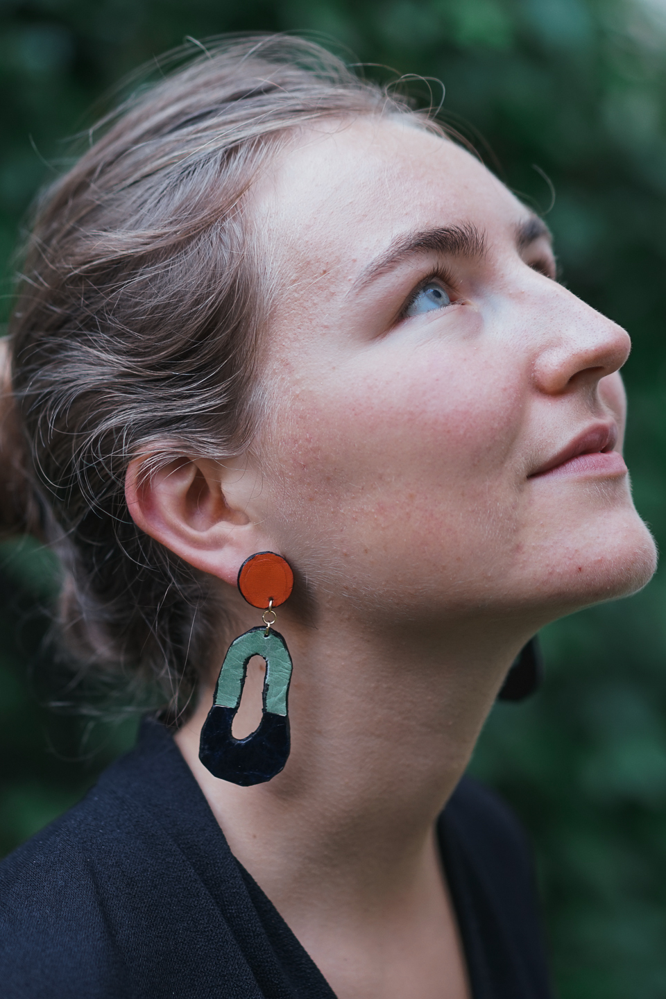 leather earrings